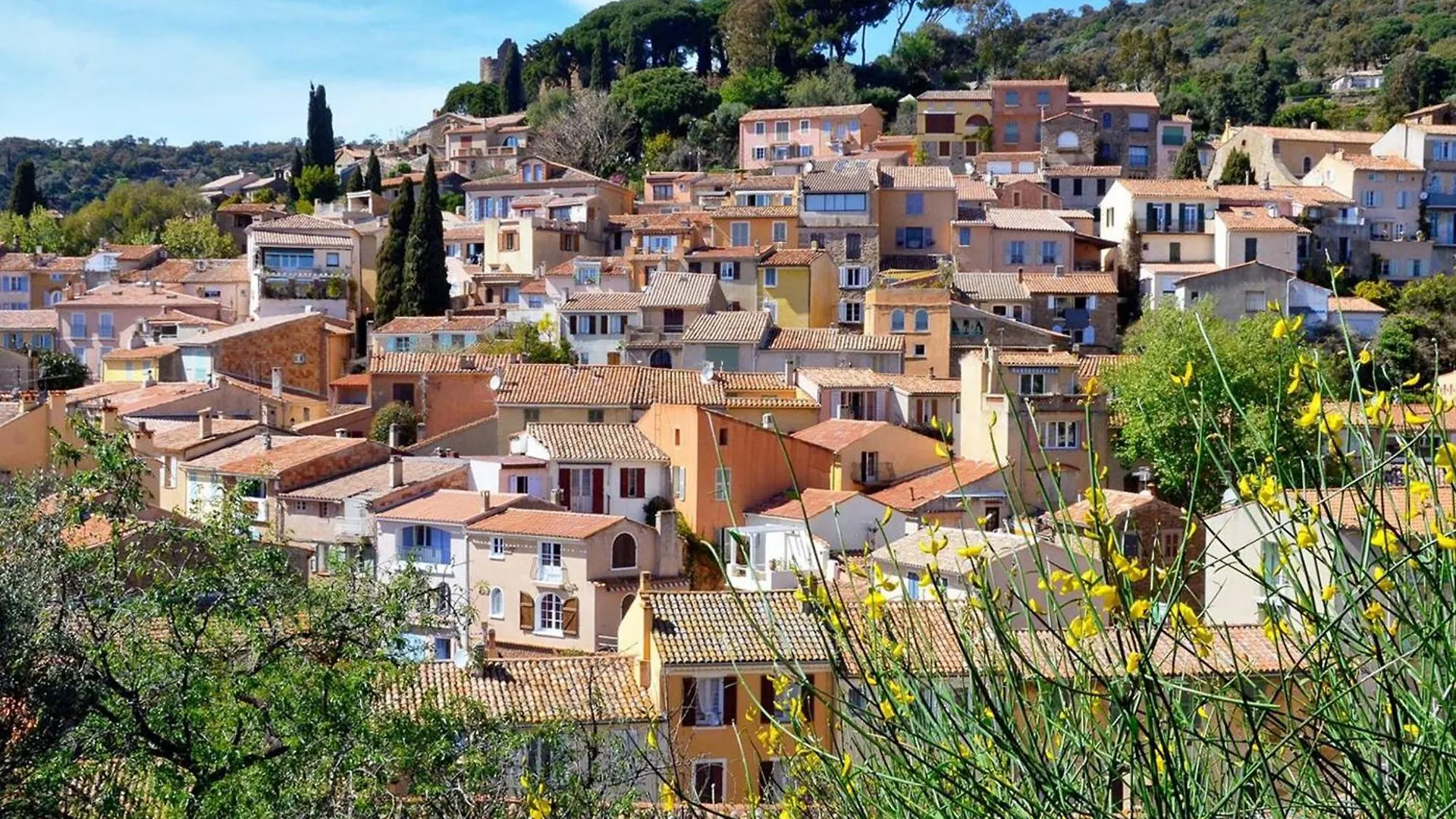 Studio Cabine Climatise Avec Piscine Et Parking A Bormes-Les-Mimosas - Fr-1-610-105 0*,